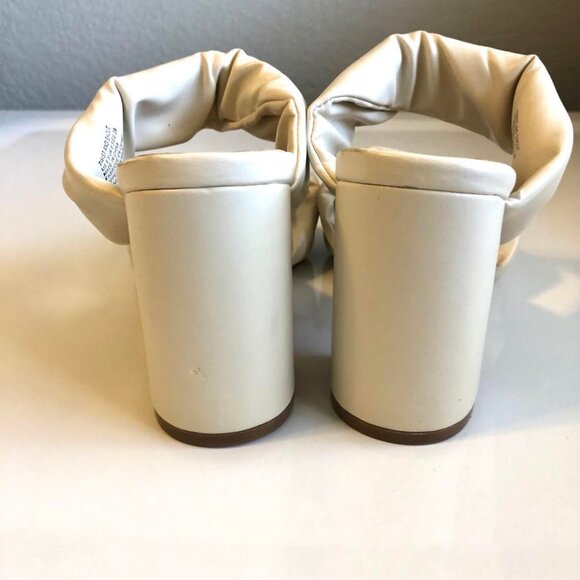 New FJ JUST FAB Twist & Shout Block Heel Sandals Vegan Leather Mules Ivory SZ 8 - Picture 6 of 9